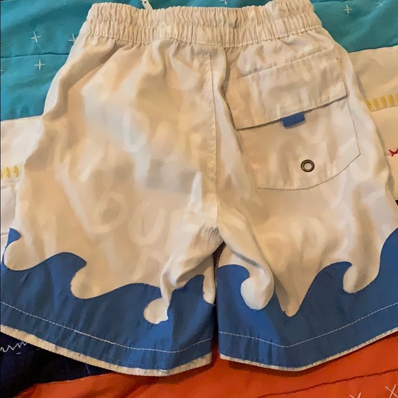 Baby Gap Swim Shorts - Picture 4 of 8